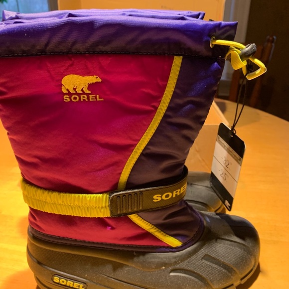 Sorel flurry snow boots - Picture 2 of 8